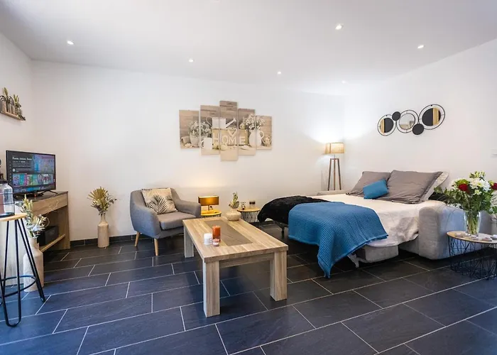 度假居 Les Penates De 卡米尔斯