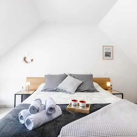 Les Pénates De * Camiers